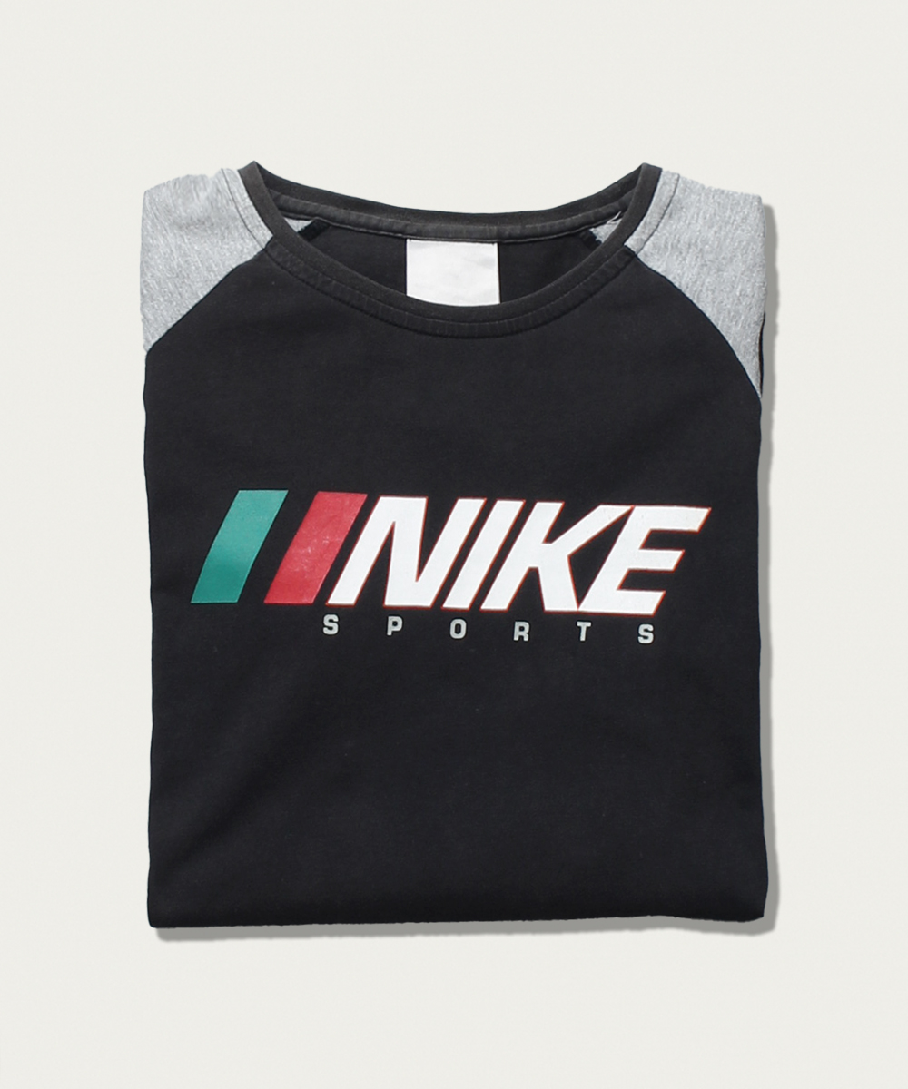 Nike vintage t-shirt